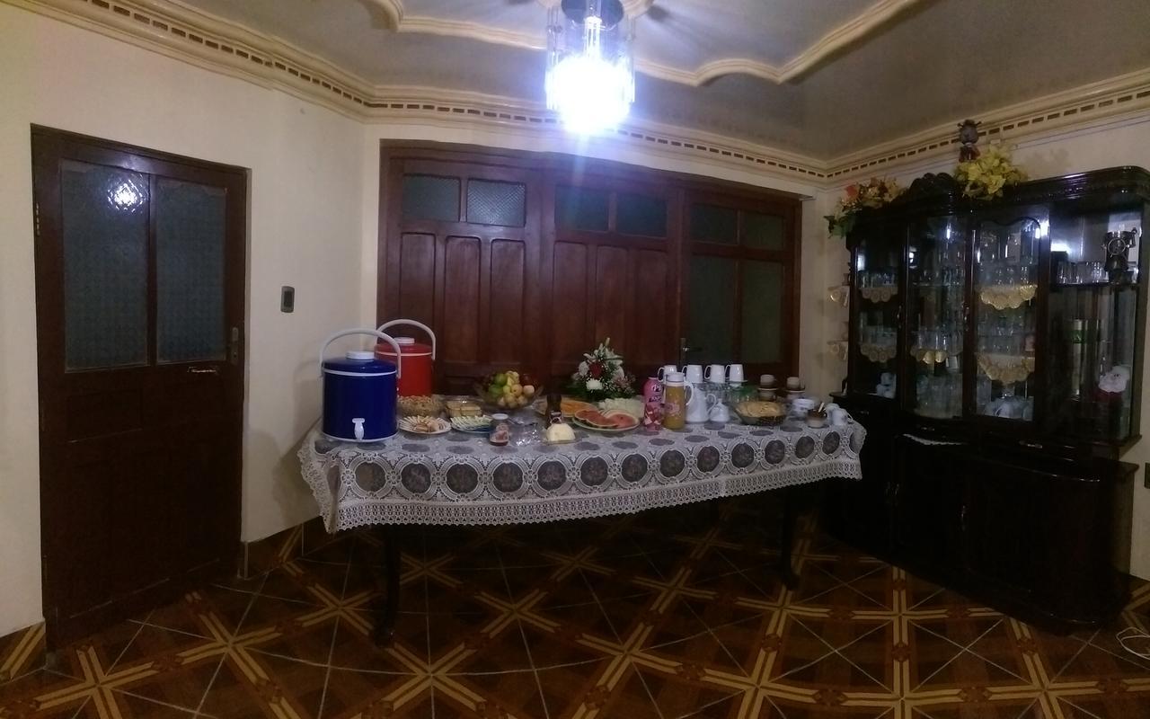 Hotel Aguilar Уюни Экстерьер фото